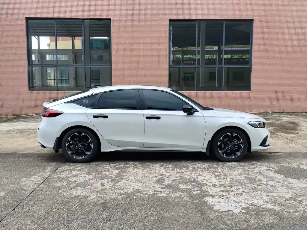 Honda Civic — фото 9
