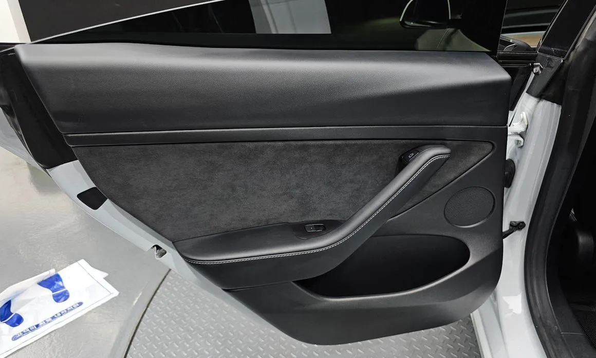 Tesla Model 3 — фото 10