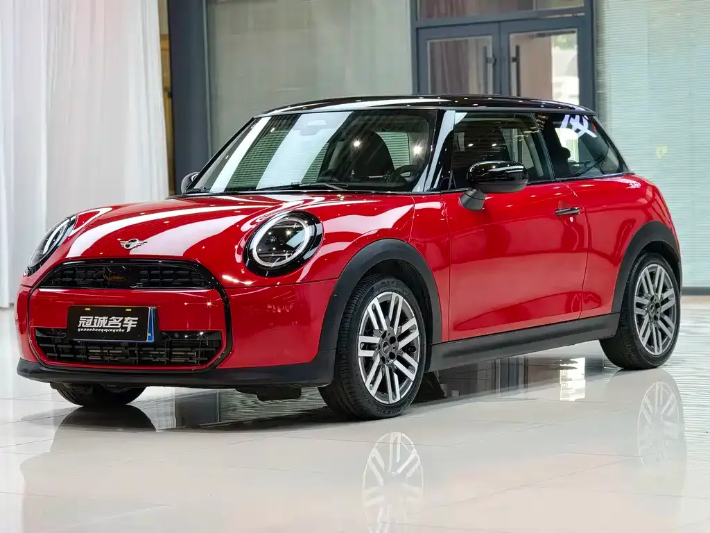 MINI Cooper (3-door) — фото 1