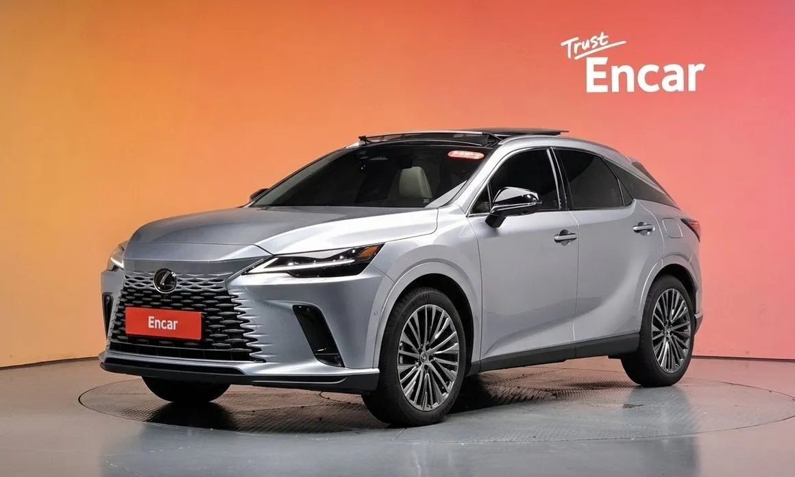Lexus RX — фото 1