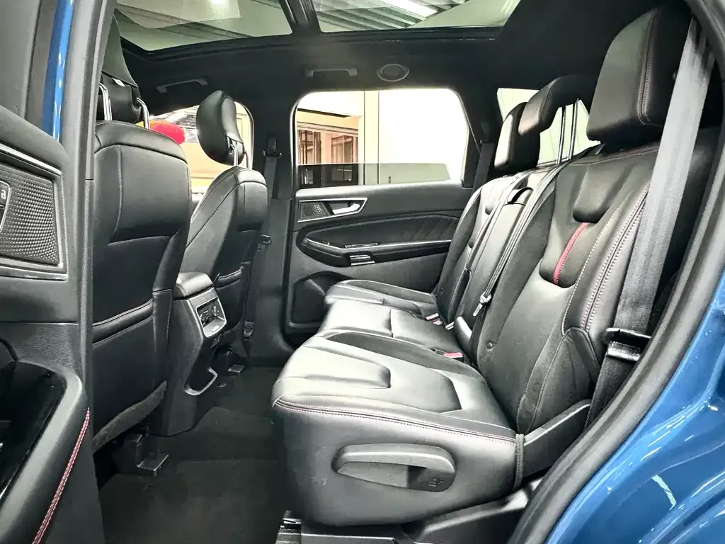Ford Edge — фото 4