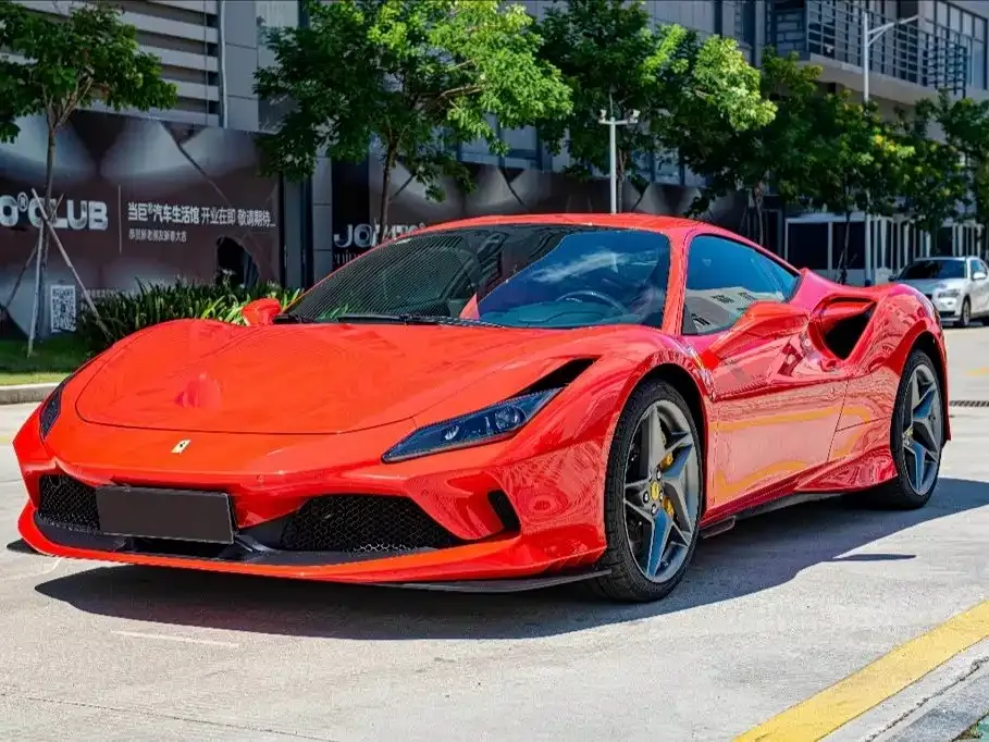 Ferrari F8 — фото 1