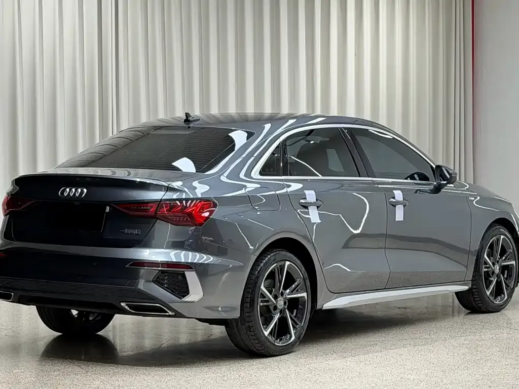 Audi A3 — фото 2