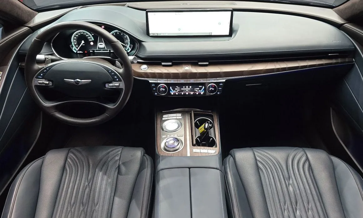 Genesis G80 — фото 9