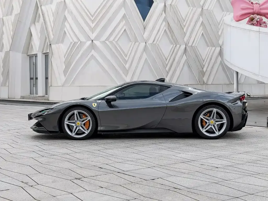 Ferrari SF90 — фото 9