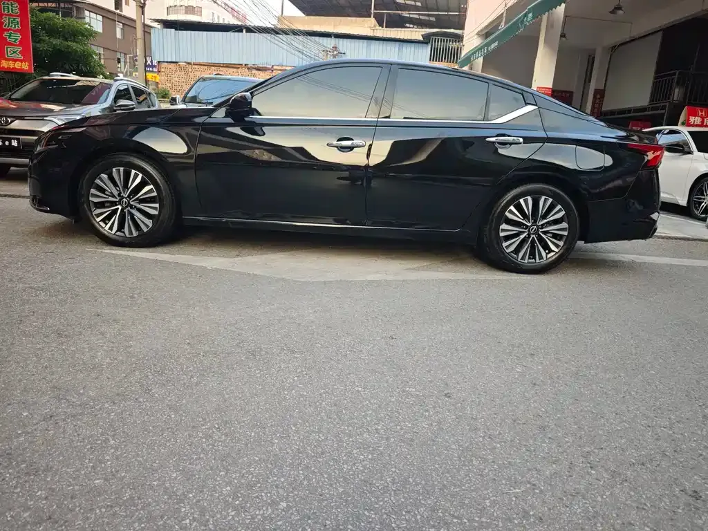 Nissan Teana — фото 9