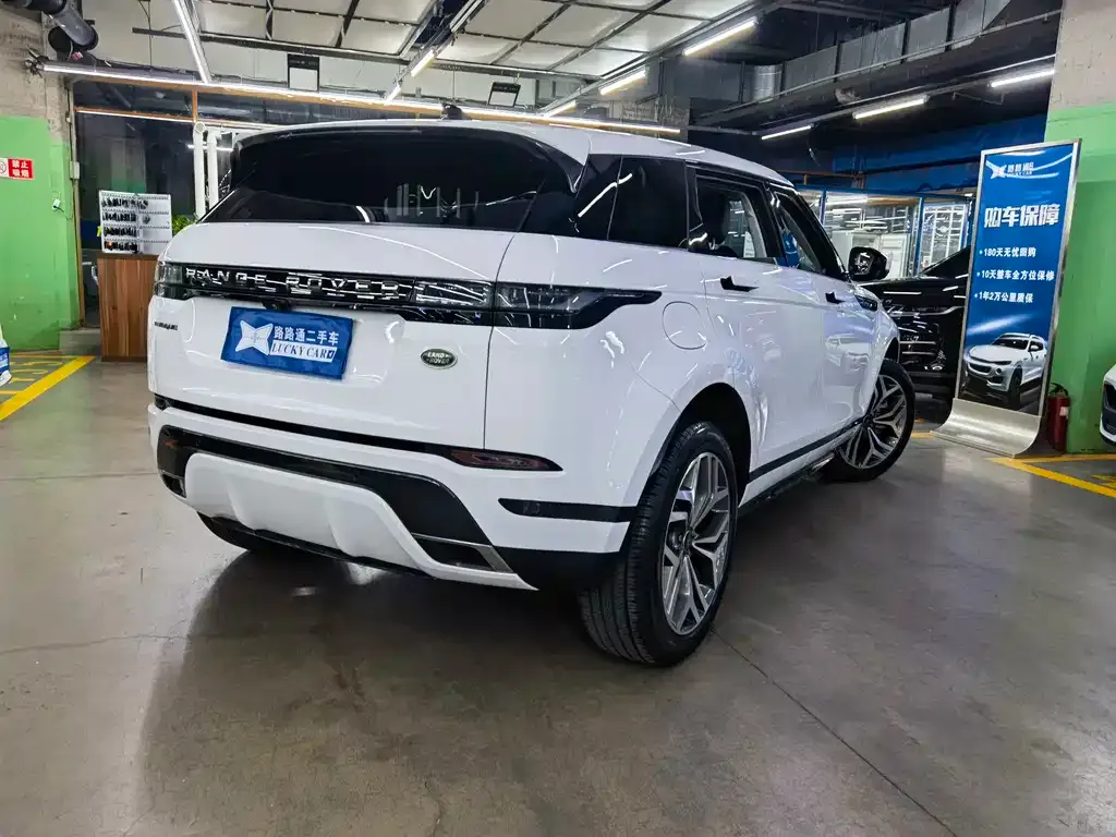 Land Rover Evoque — фото 7