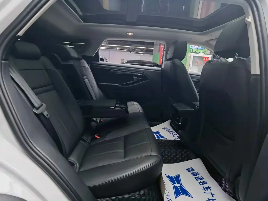 Land Rover Evoque — фото 2
