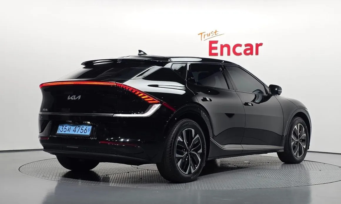 Kia EV6 — фото 7