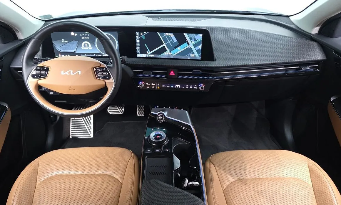 Kia EV6 — фото 10
