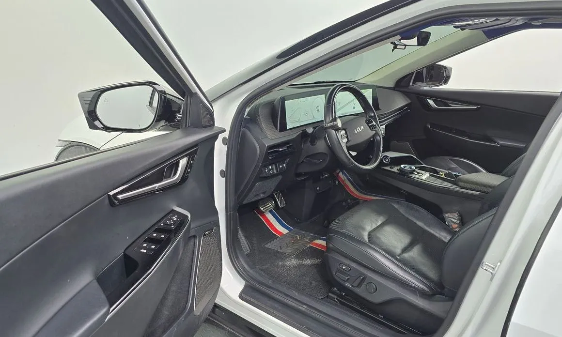 Kia EV6 — фото 6