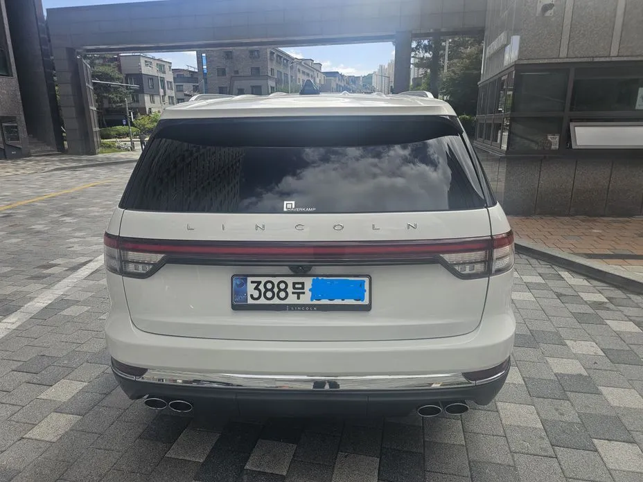 Lincoln Aviator — фото 10