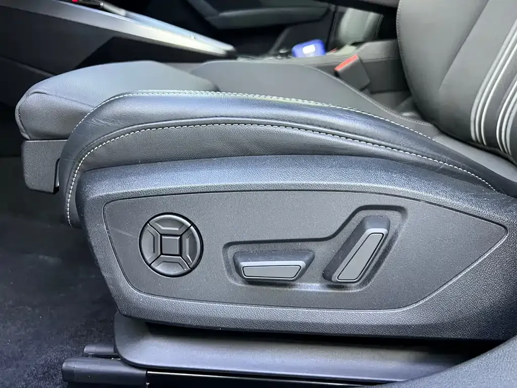 Audi A3 — фото 10