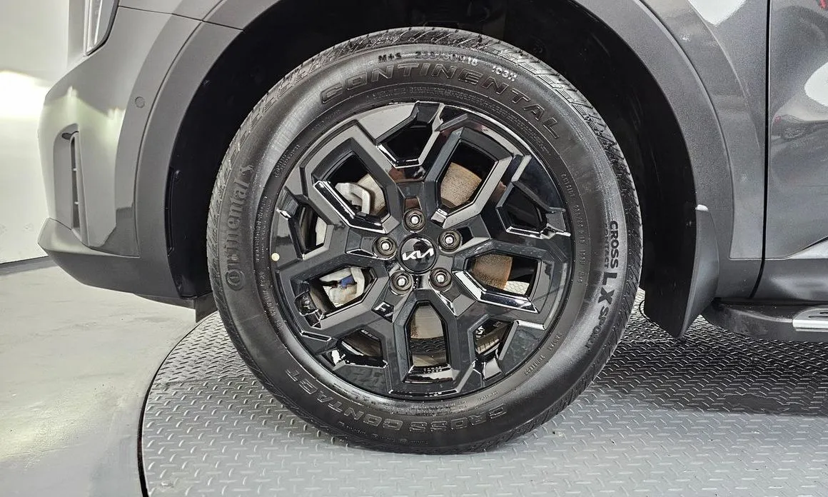 Kia Sorento — фото 6