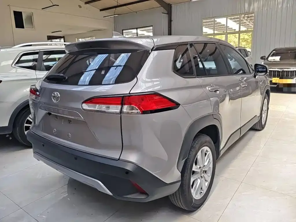 Toyota Corolla Cross — фото 4