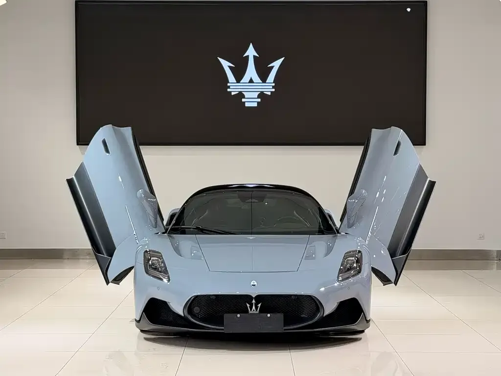 Maserati MC20 — фото 2