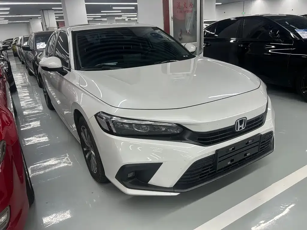 Honda Civic — фото 10