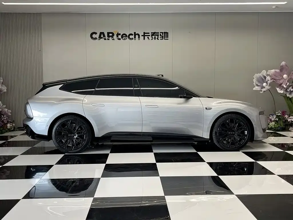 Audi E5 Sportback — фото 4