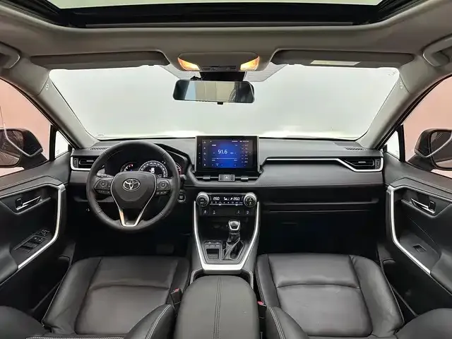 Toyota RAV4 — фото 9