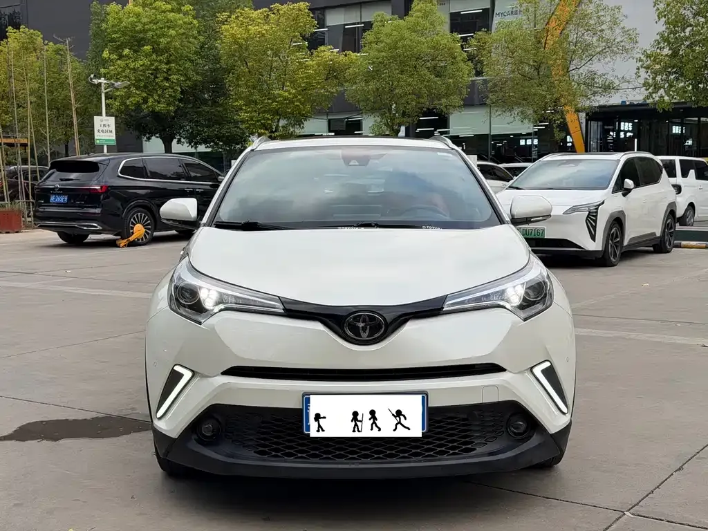 Toyota C-HR — фото 3