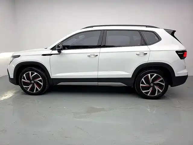 Volkswagen Tharu — фото 3