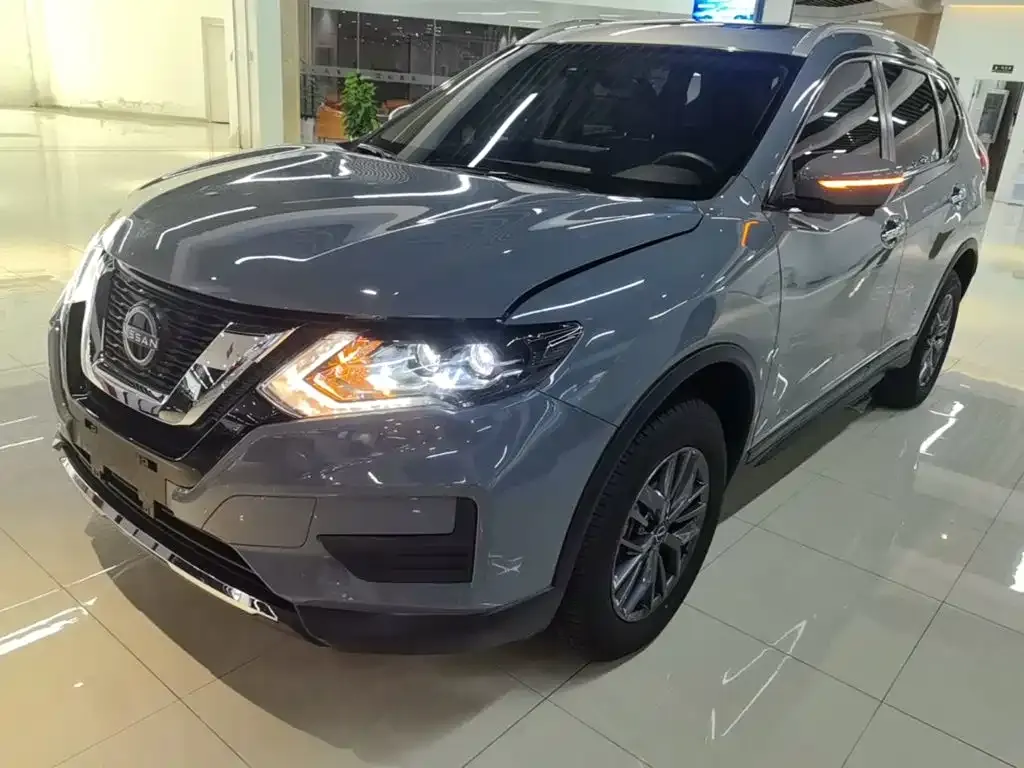 Nissan X-Trail — фото 4