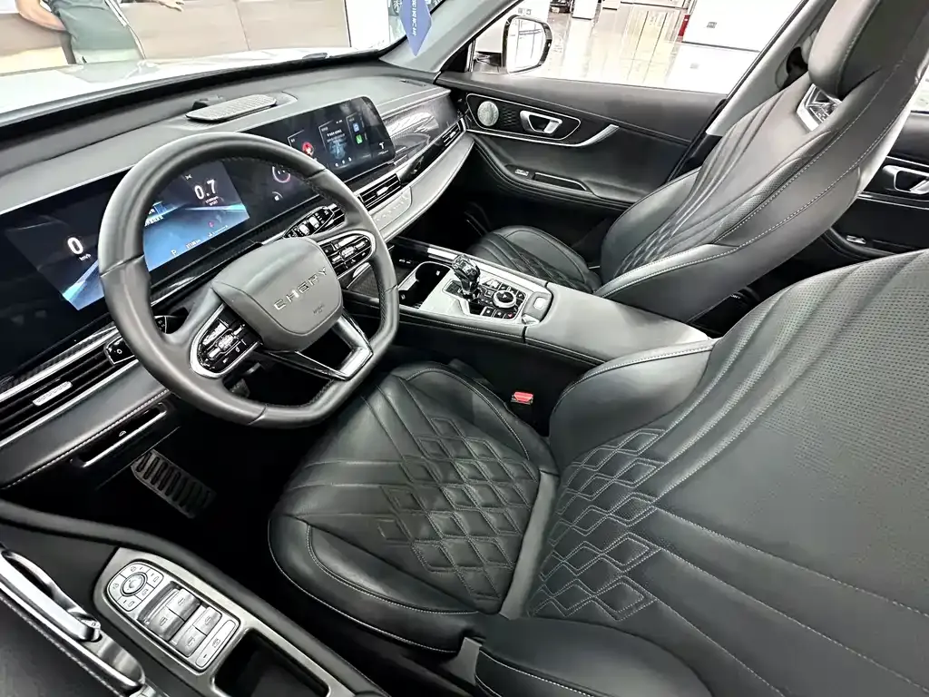 Chery Tiggo 7 PLUS — фото 4