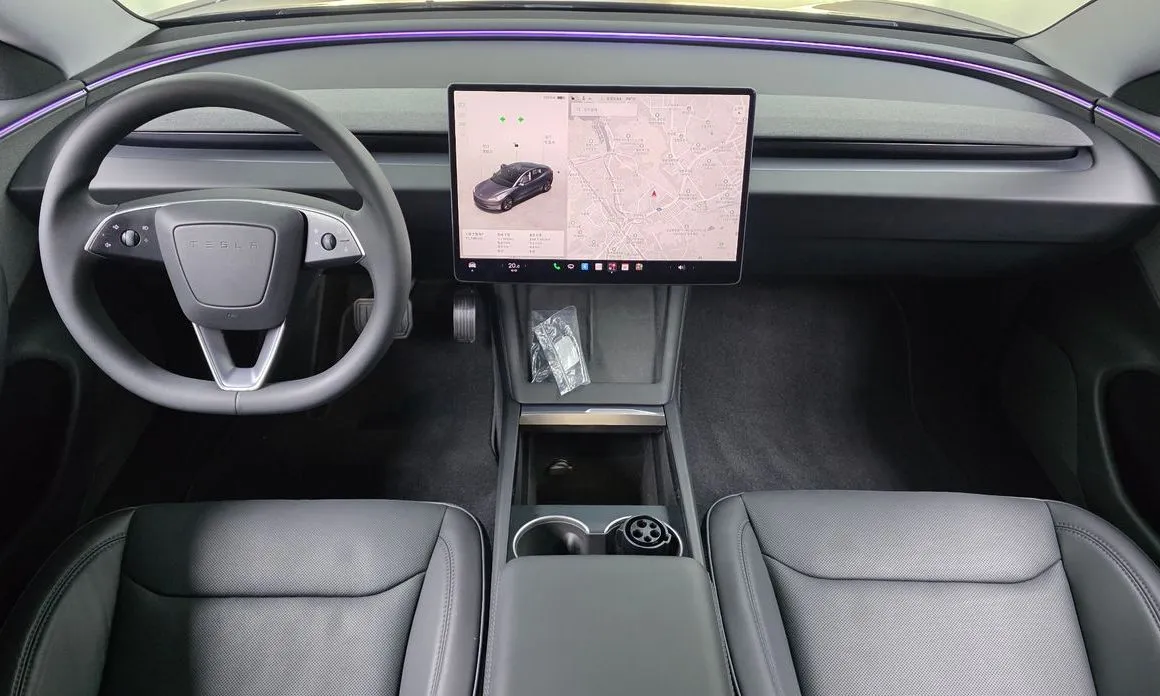 Tesla Model 3 — фото 6
