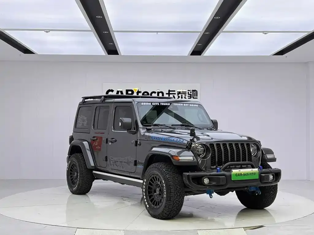 Jeep Wrangler PHEV — фото 10