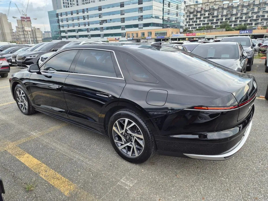Hyundai Grandeur — фото 10