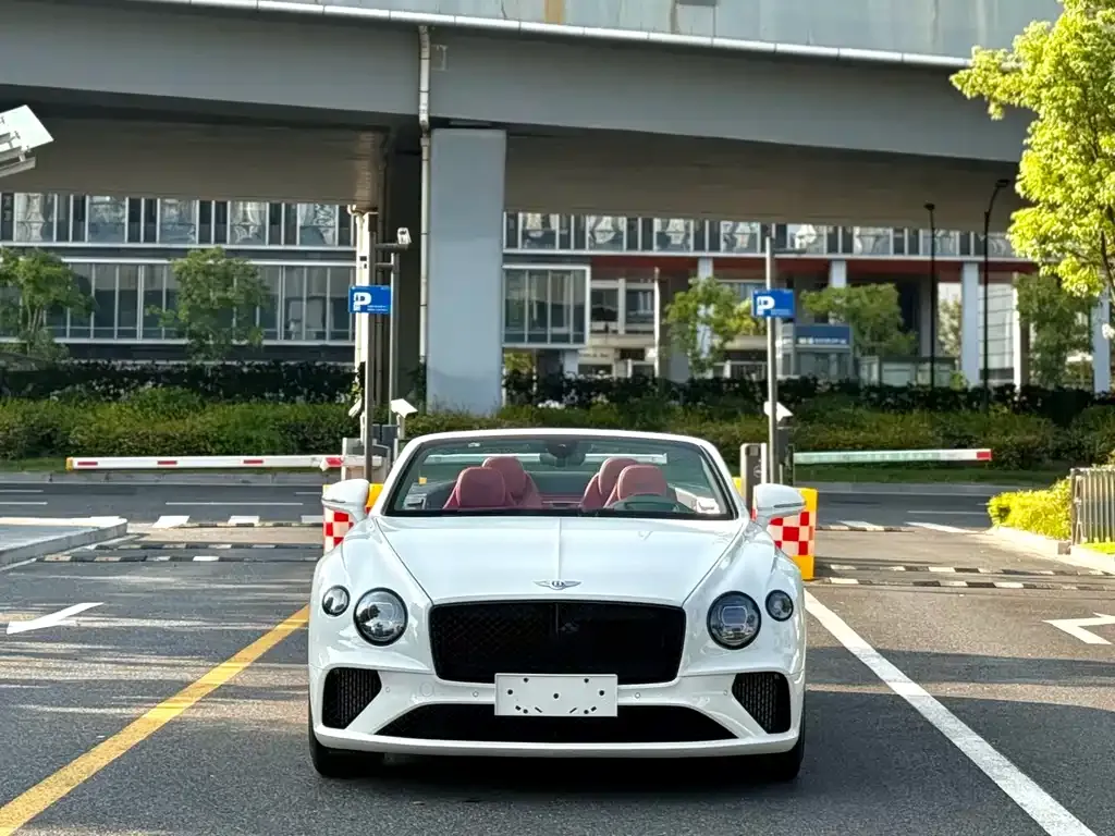 Bentley Continental — фото 1