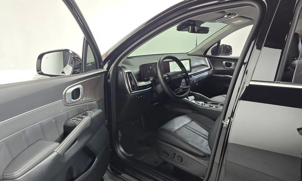 Kia Sorento — фото 8