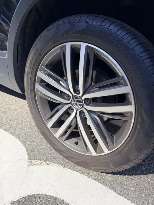 Volkswagen Tiguan — фото 3