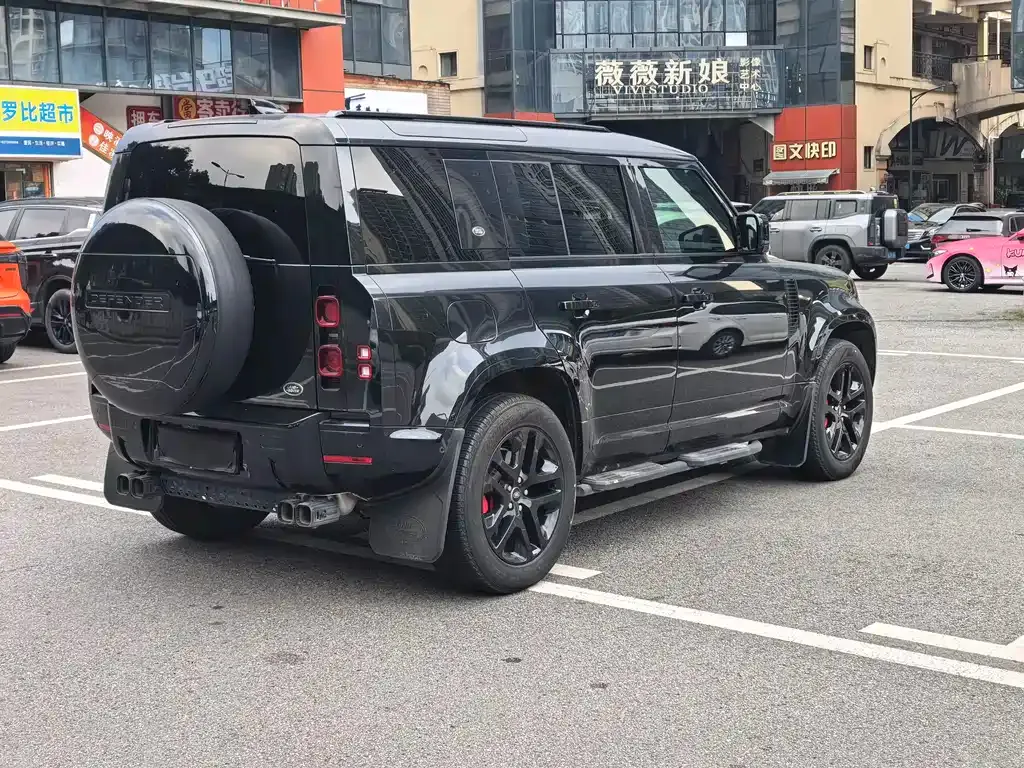 Land Rover Defender — фото 4
