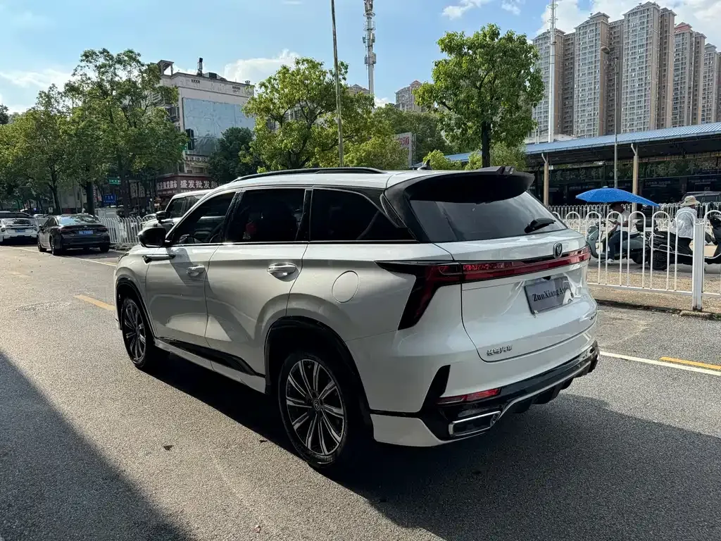 Changan CS75 PLUS — фото 10