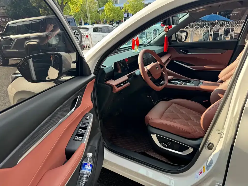 Changan CS75 PLUS — фото 3