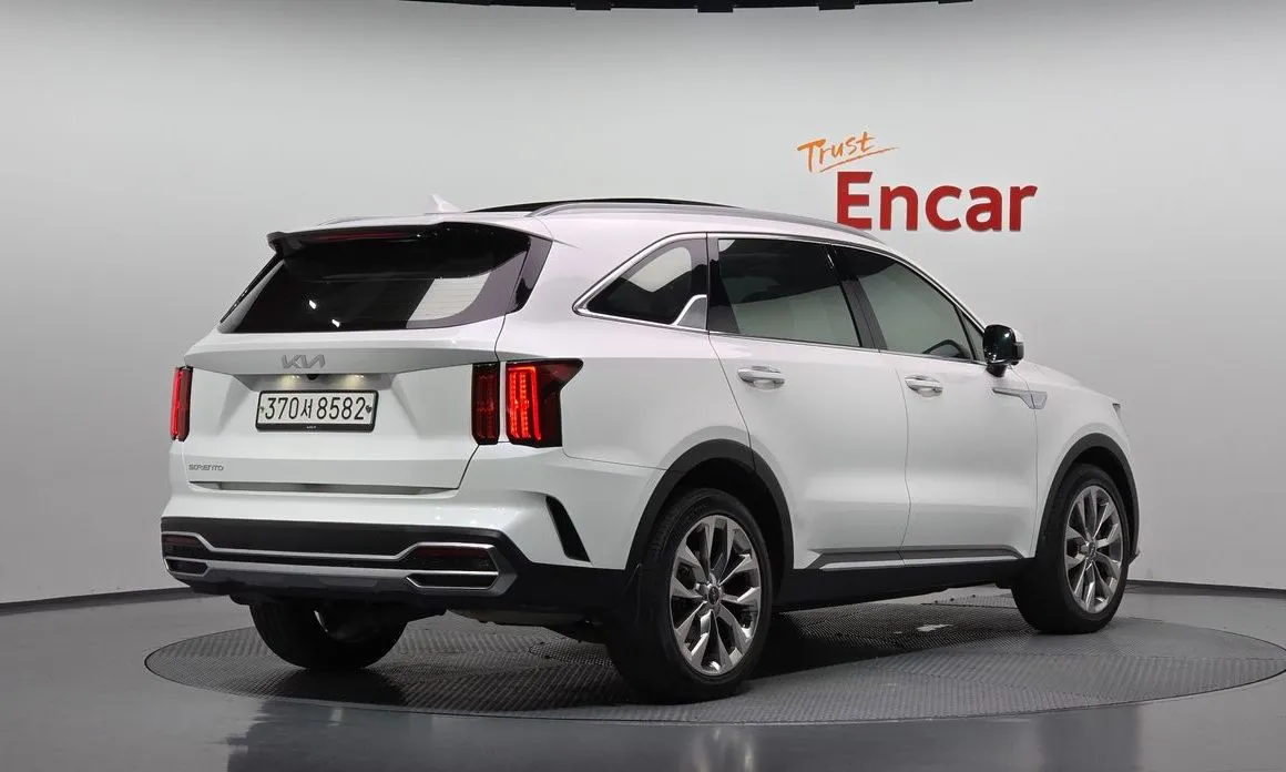 Kia Sorento — фото 4