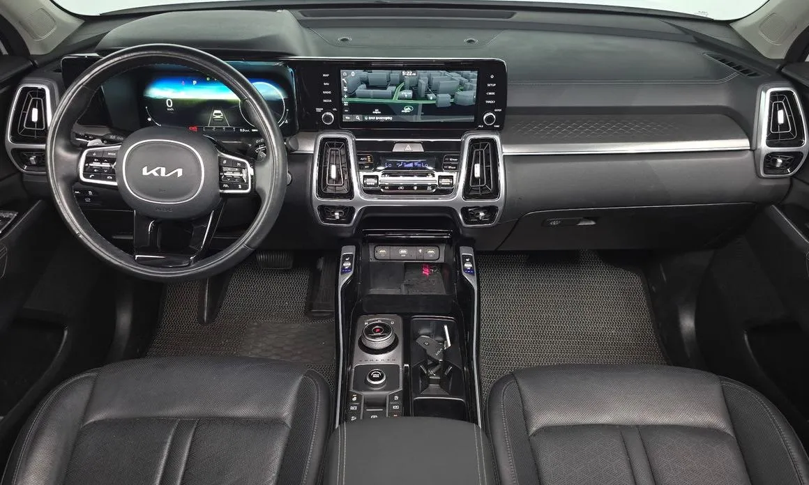 Kia Sorento — фото 7