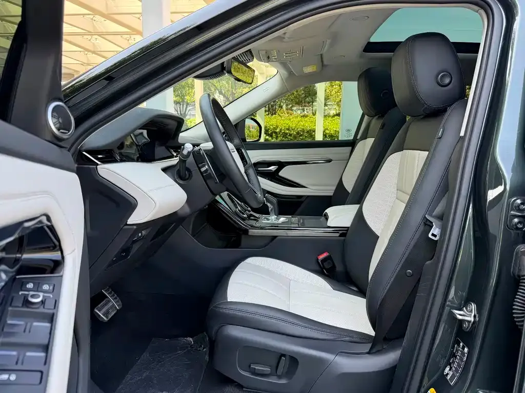 Land Rover Evoque — фото 3