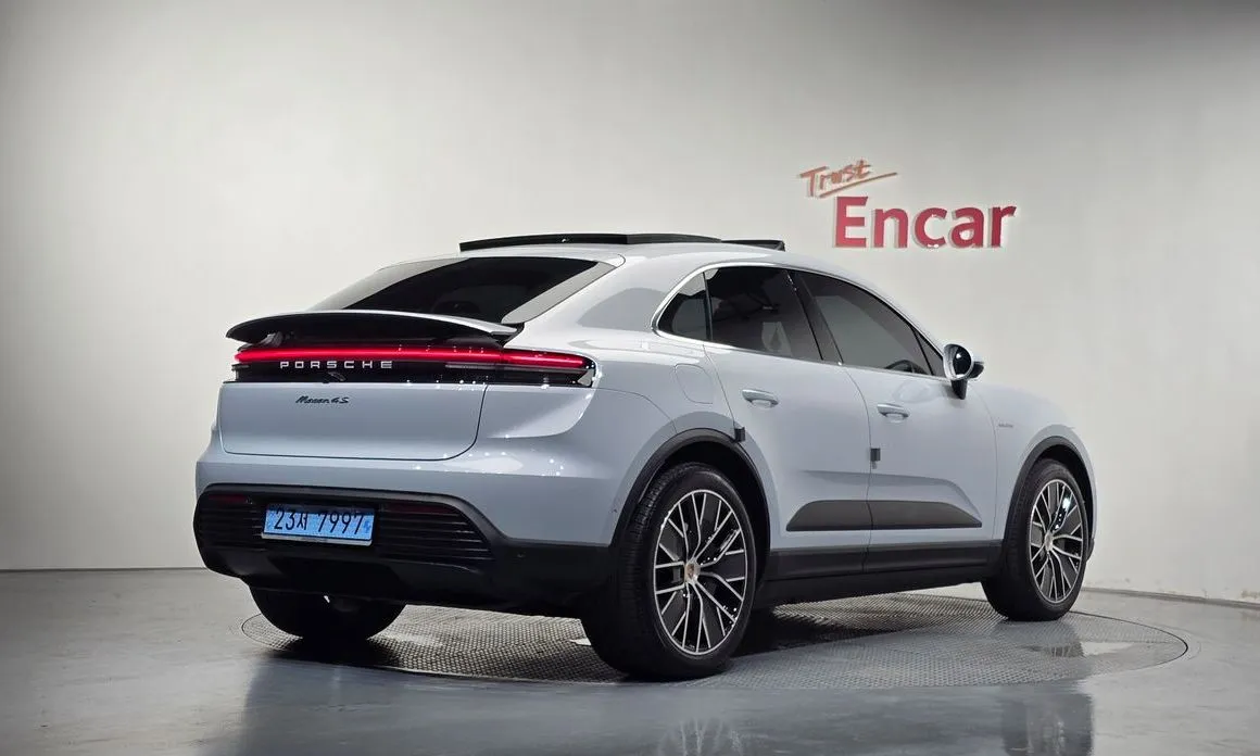 Porsche Macan — фото 4