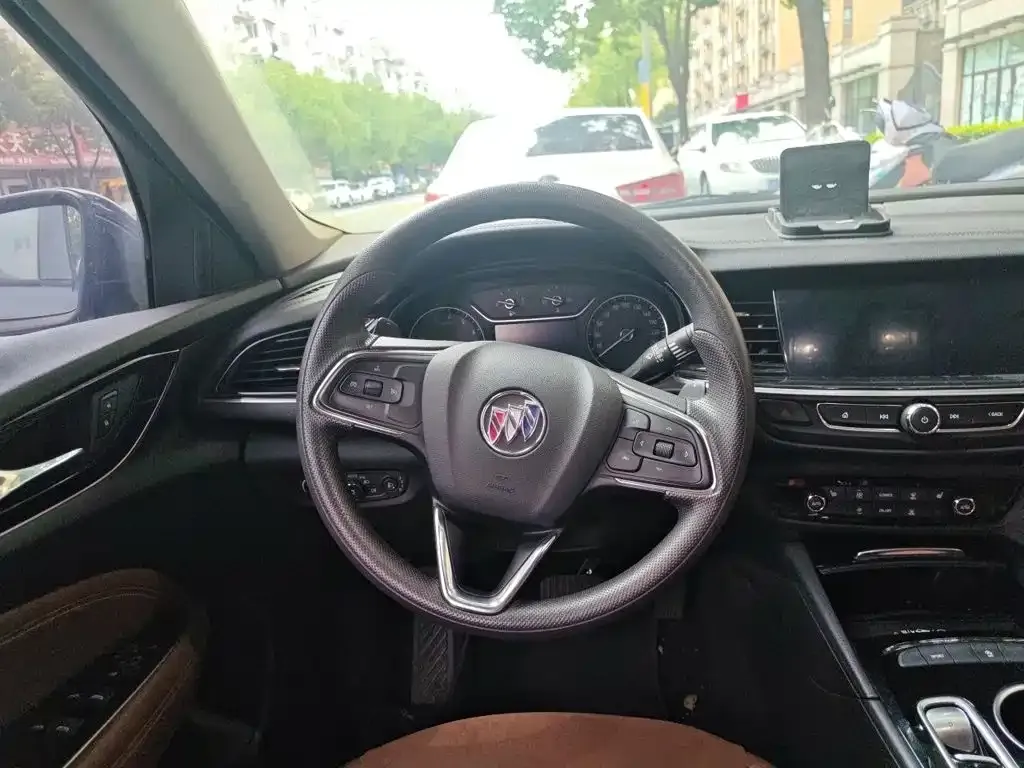 Buick Regal — фото 9