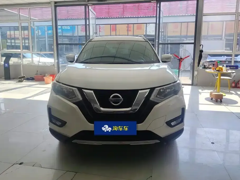 Nissan X-Trail — фото 9