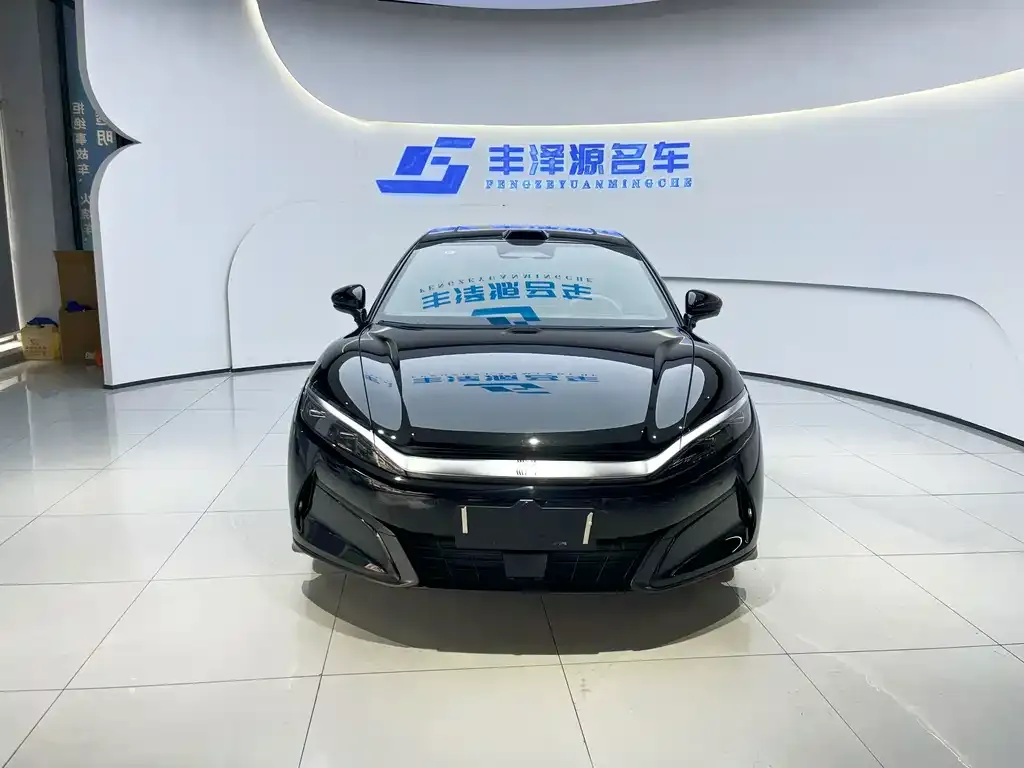 BYD Han L — фото 4