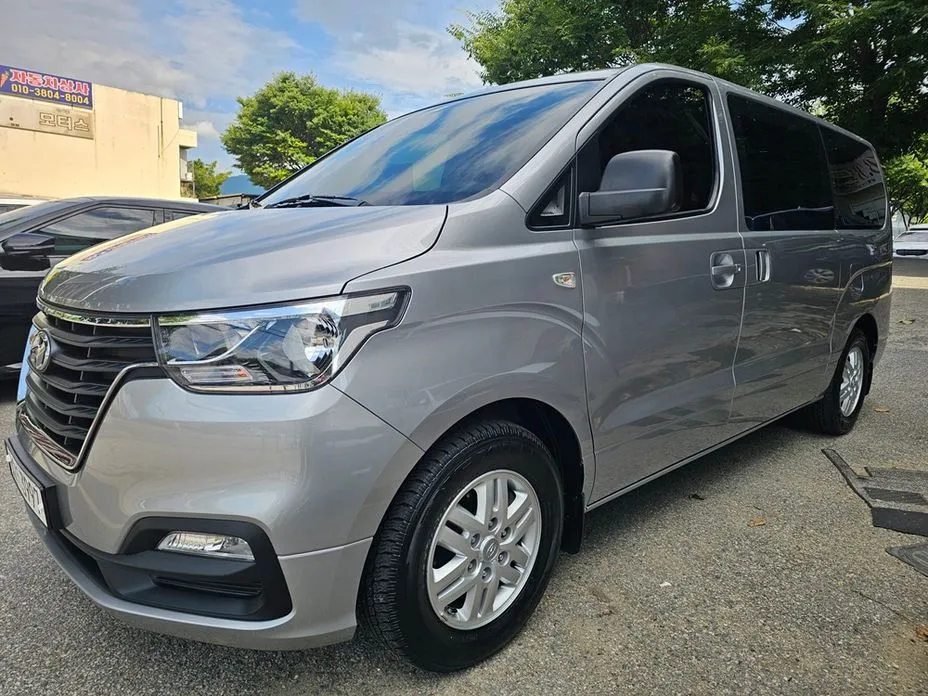 Hyundai Starex — фото 4