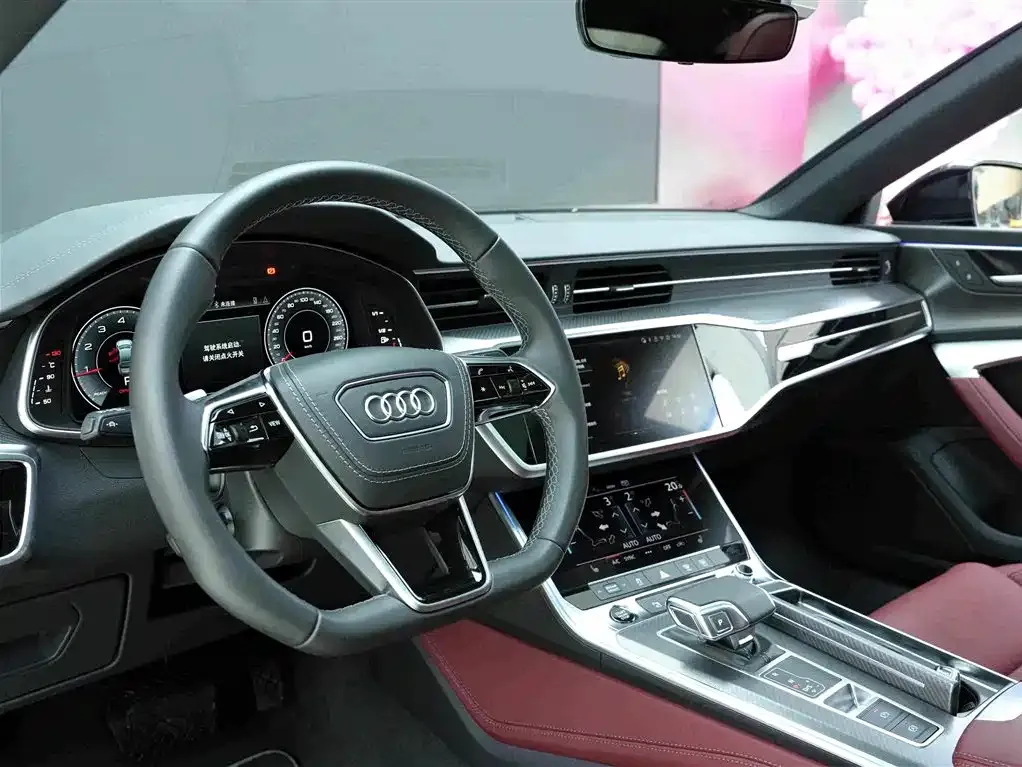 Audi A7L — фото 10