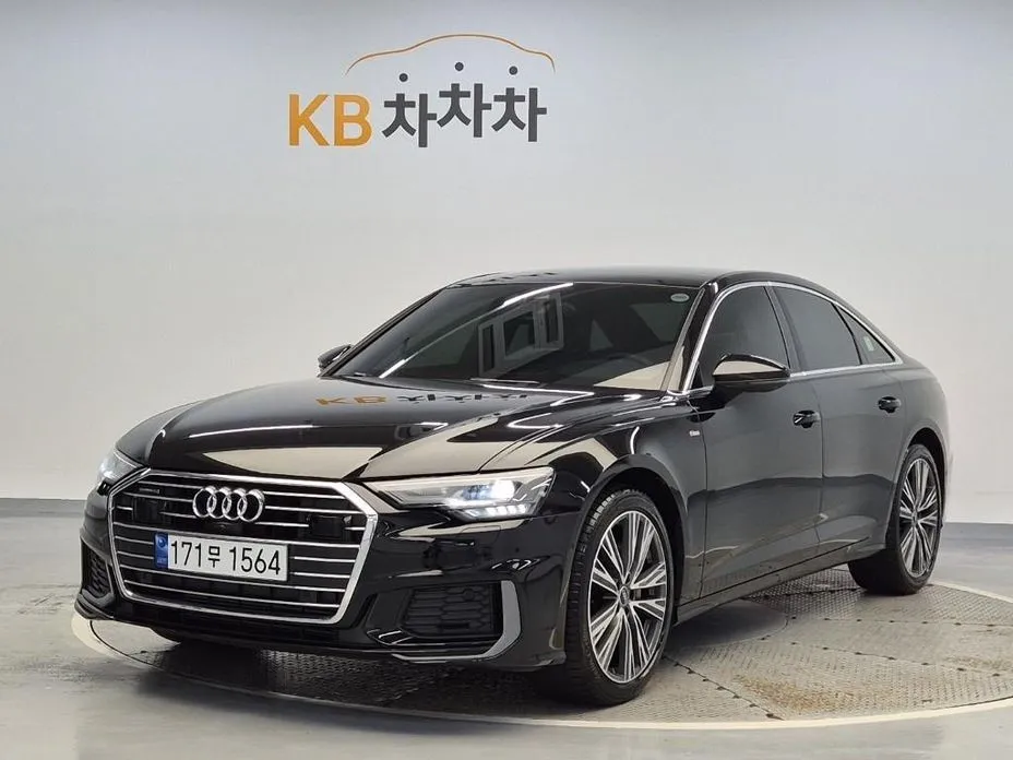 Audi A6 — фото 1