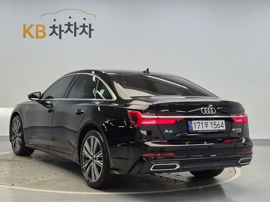 Audi A6 — фото 2