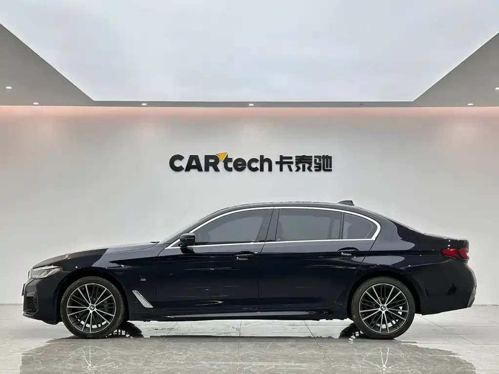 BMW 5 Series — фото 2