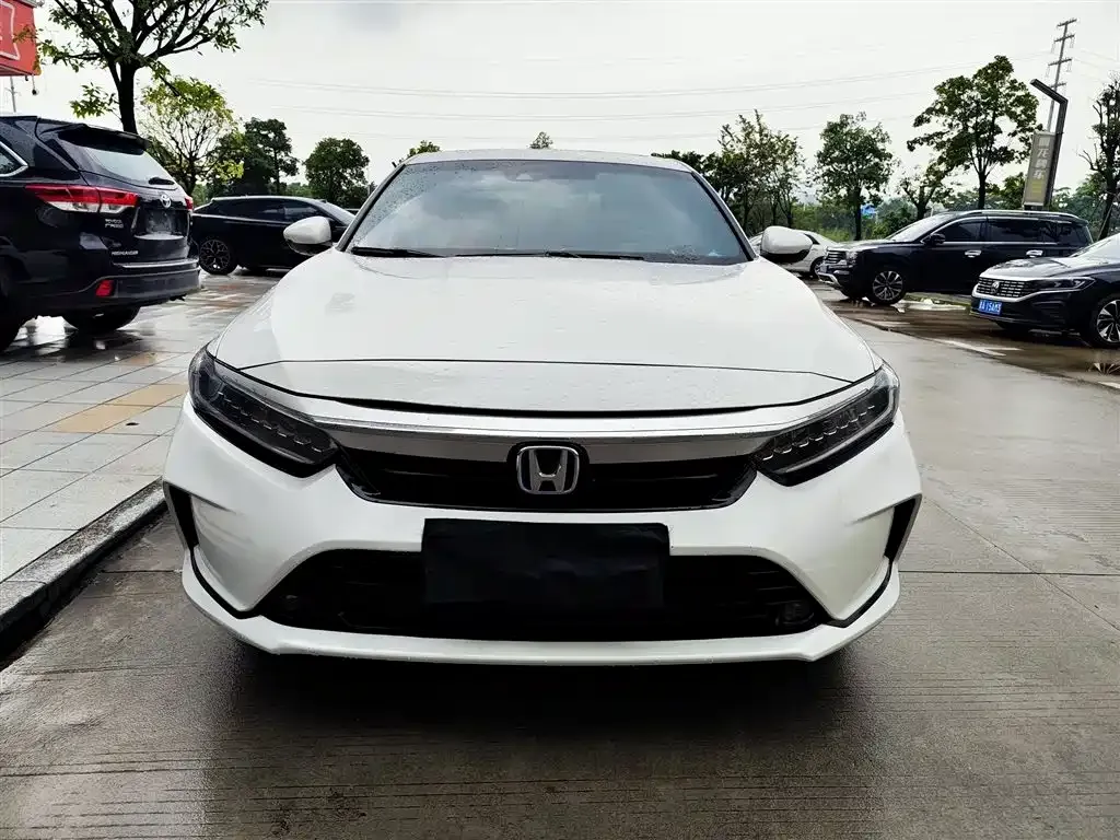 Honda Inspire — фото 8
