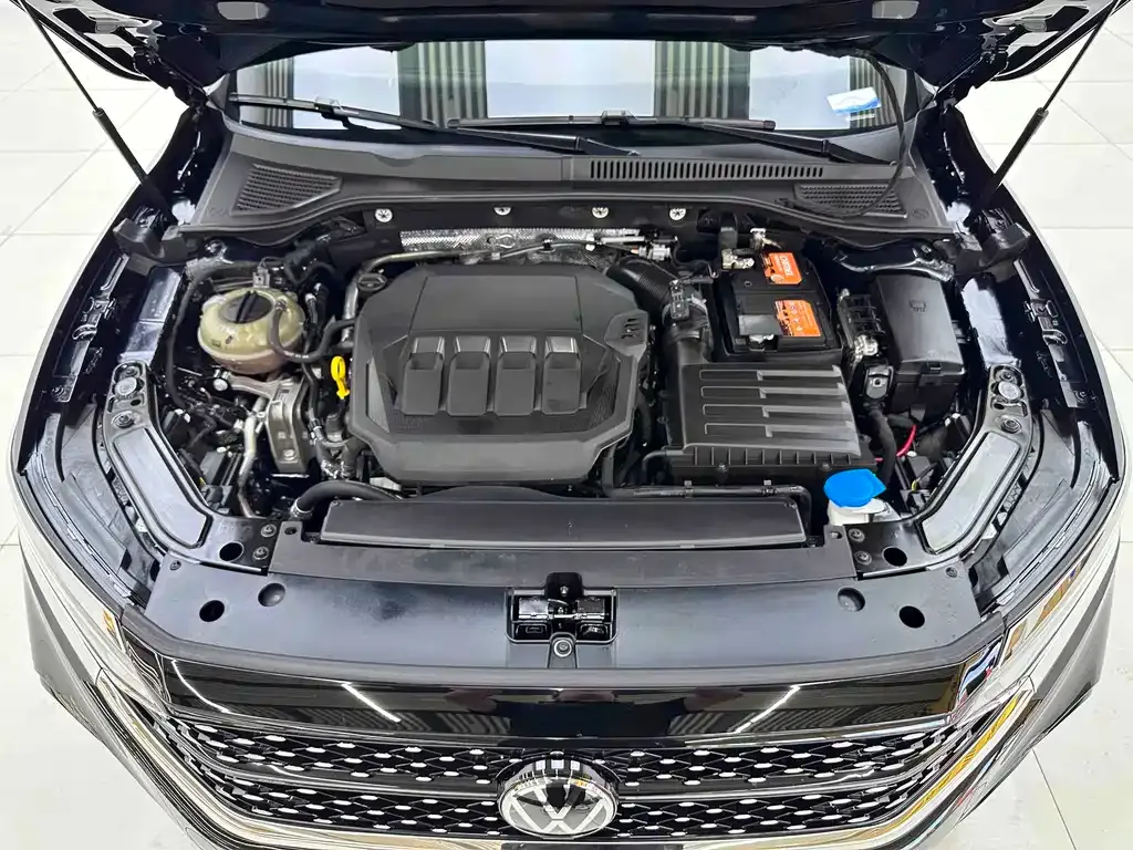 Volkswagen Passat — фото 6